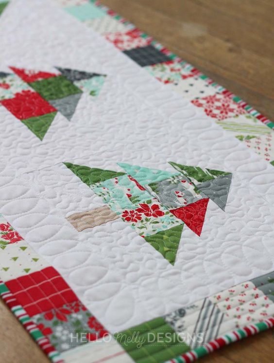 Christmas Tree Table Runner: Free Pattern - Crafts for love